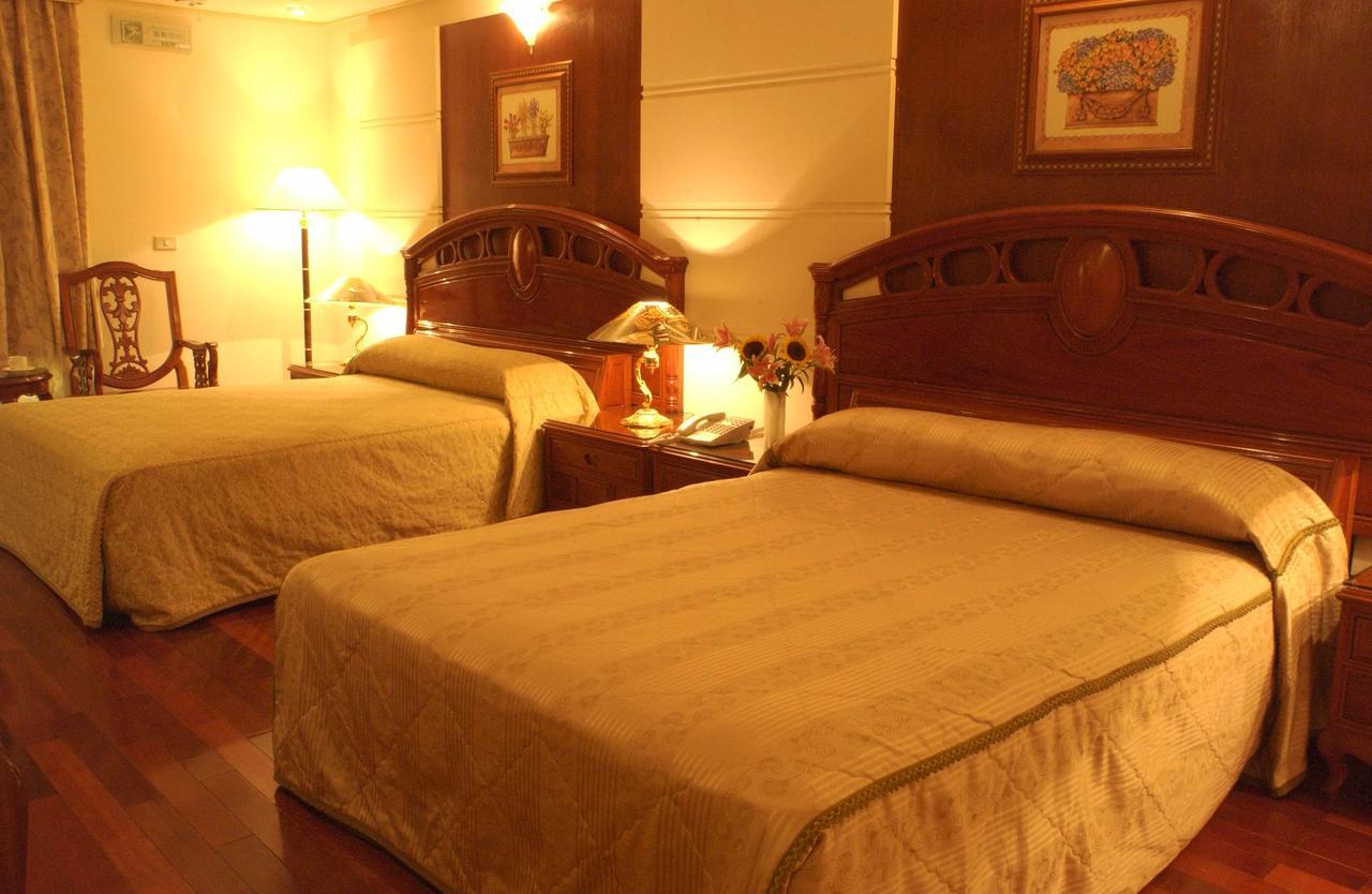 Regin Business Motel Lucsu Kültér fotó